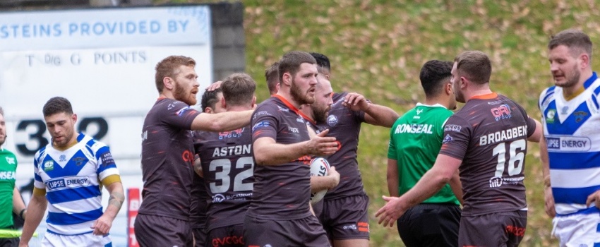 Eagles comeback halted by Panthers