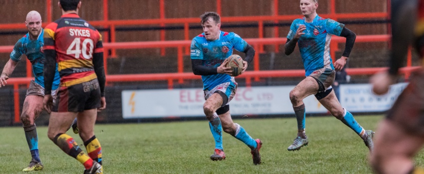 Eagles legend Lindsay hails current captain Thackeray
