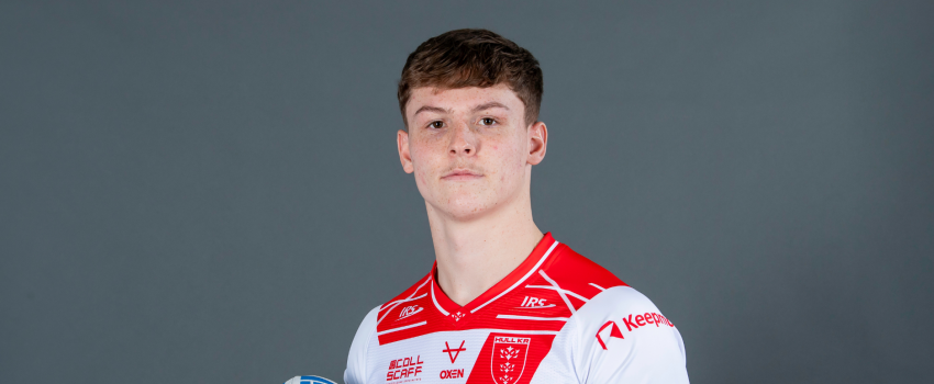 Harvey Horne joins on a season-long loan from Hull KR